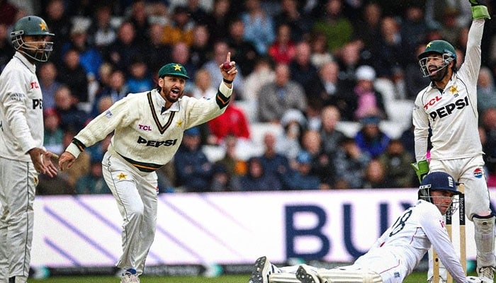 Pakistan Test Team Bashed by British Media