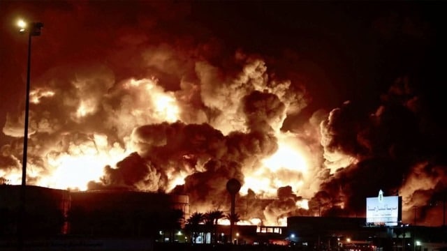 Fire at Riyadh Sofa Factory Kills 16 Bangladeshi Nationals