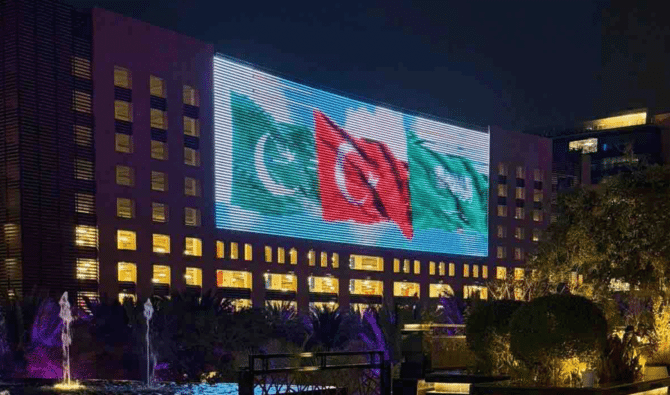 Pakistan, Saudi Arabia and Türkiye Illuminate Key Landmarks to Celebrate Defence Pact
