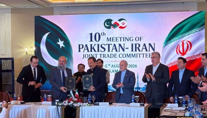 Pakistan , Iran Agree to Boost Bilateral Trade to $10 Billion