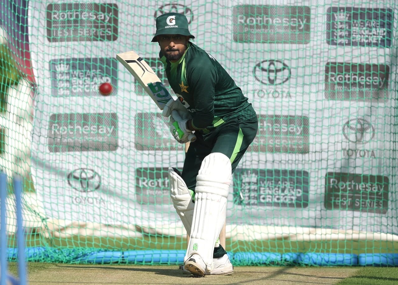 Pakistan vs England 2nd Test: Babar Azam Returns, Wins Toss, Elects to Field