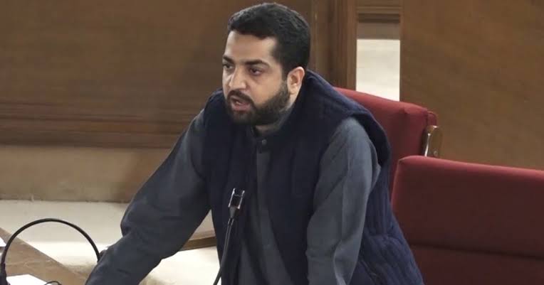 Balochistan Home Minister Survives Militant Assassination Attempt