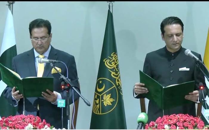 AJK PM Promises Internet Restoration, Eases Road Restrictions Within Days