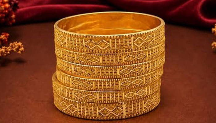 Sharp Decline Recorded in Gold Prices in Pakistan Amid Global Market Shifts