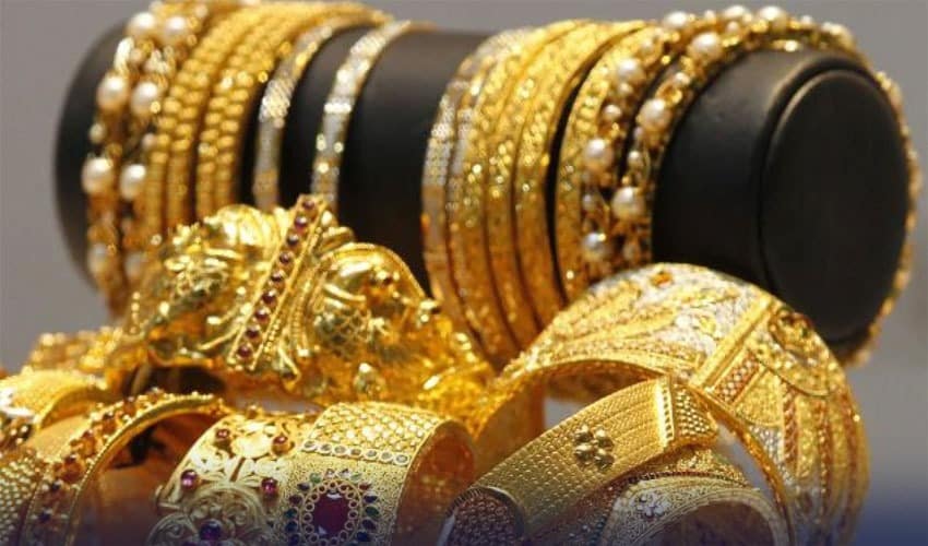 Massive Drop Seen in Gold Prices in Pakistan
