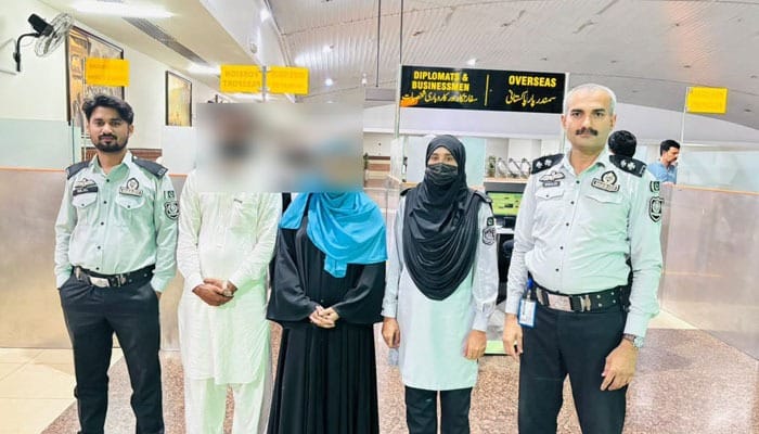 FIA Foils Attempt to Smuggle Woman to Saudi Arabia Under Guise of Umrah Visa