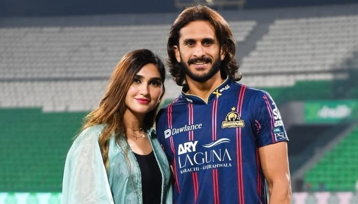 Hassan Ali’s Wife Unfollows him on Instagram