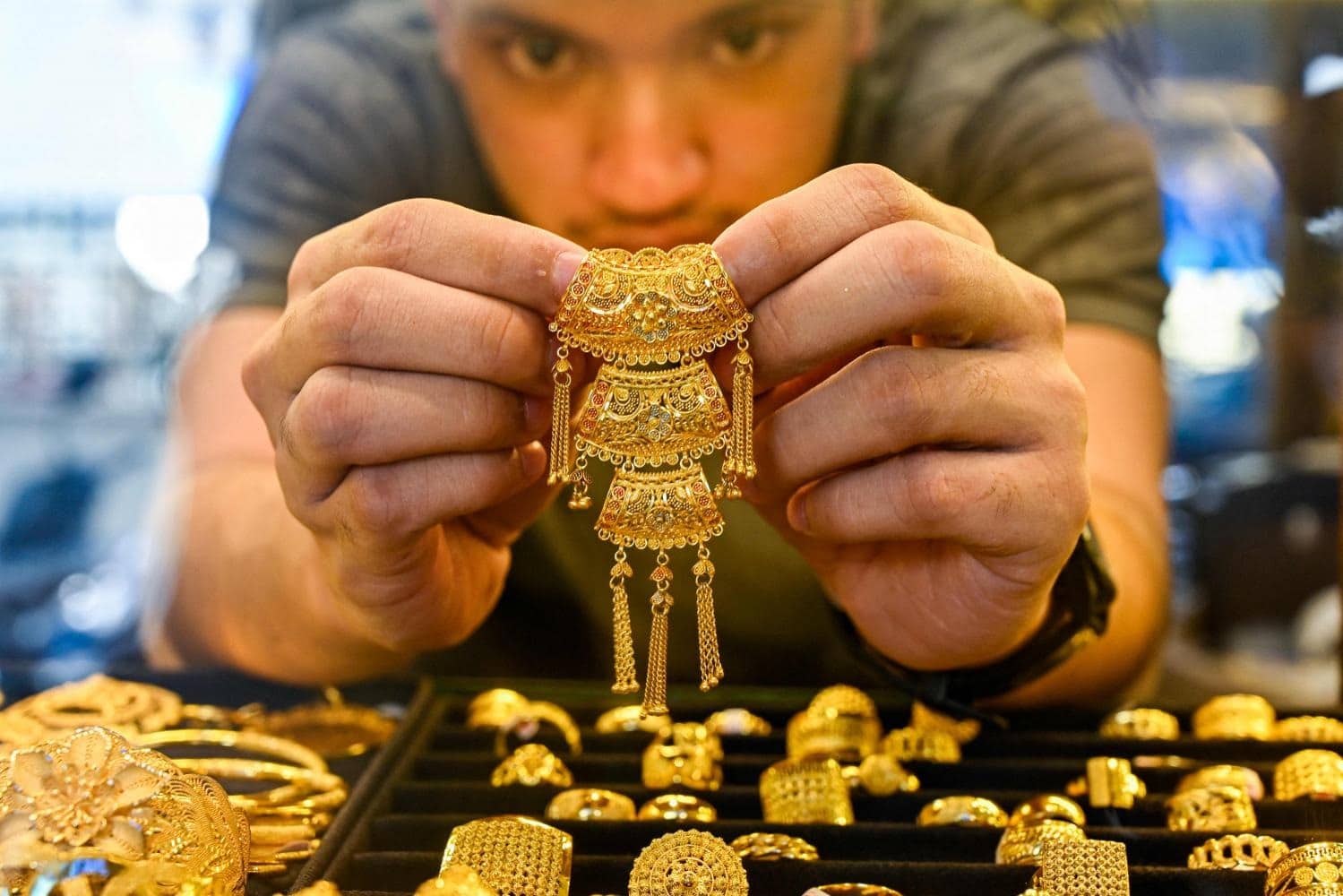Gold Prices Surge Across Domestic and Global Markets After Consecutive Declines