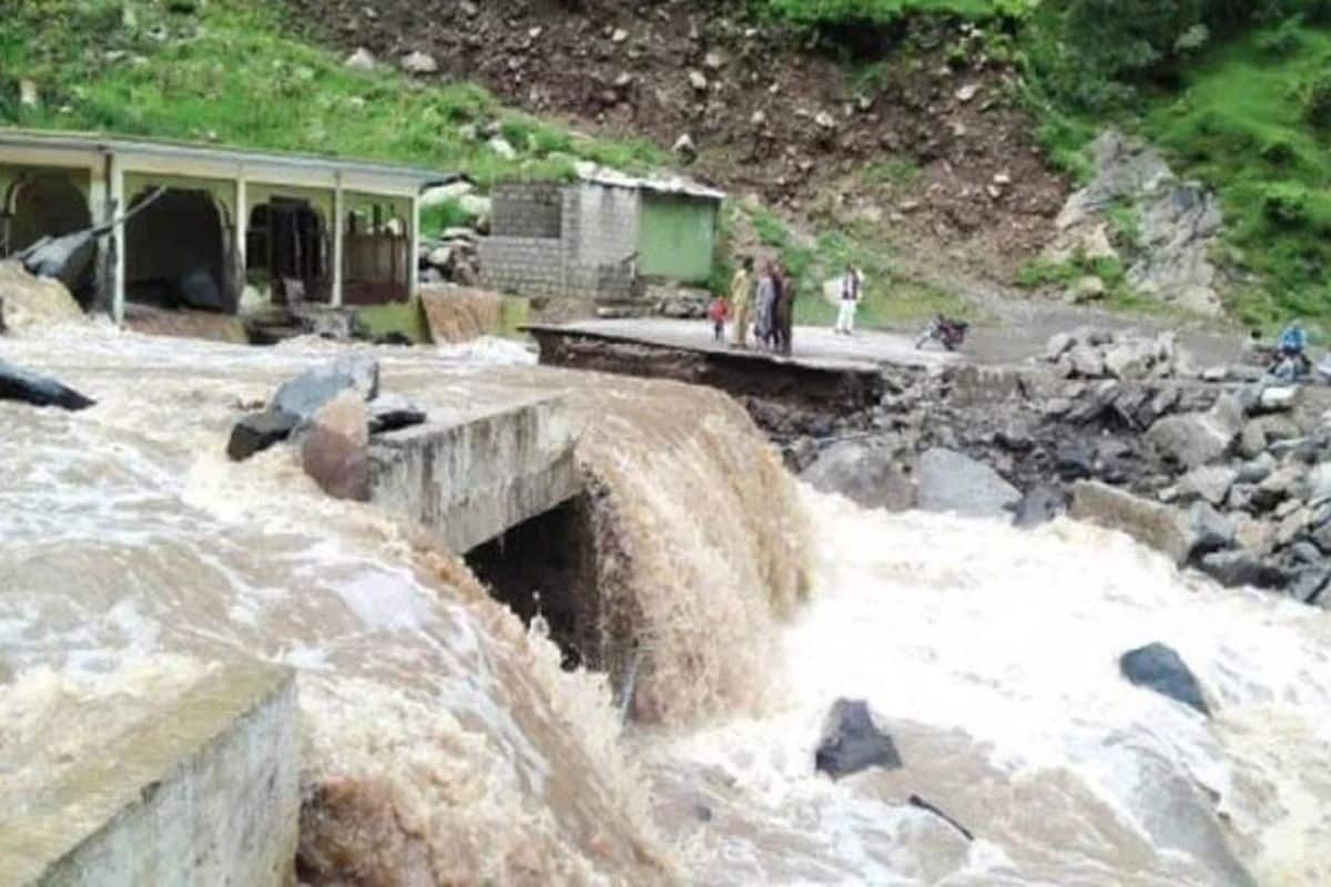Flash Floods in Mansehra and Battagram Leave two Dead, Two missing