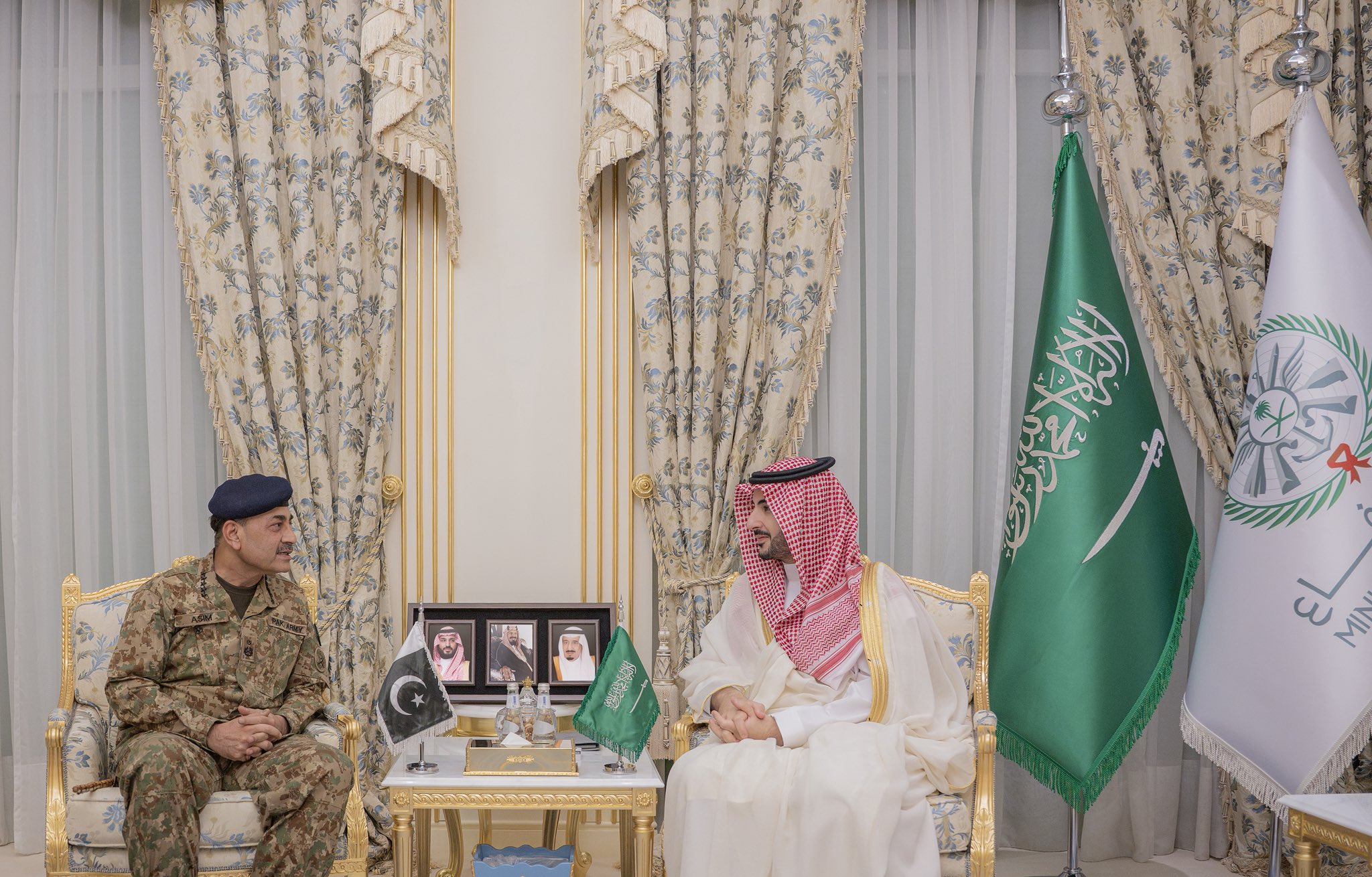 Saudi Defence Minister Meets Field Marshal Asim Munir, Discusses Military Cooperation