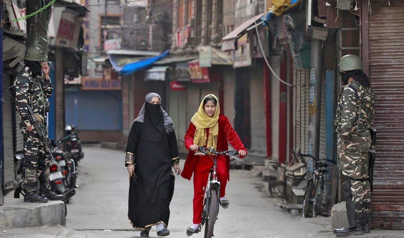Kashmir Dispute: Pakistan Rejects India’s Unilateral Claims