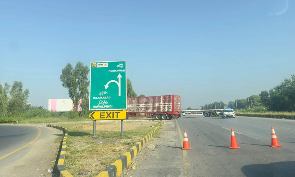 M-1, GT Road Reopen After PTI March Delay